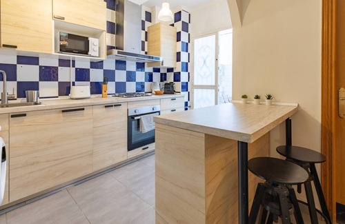 La Seu Apartment | Serene Garden Flat