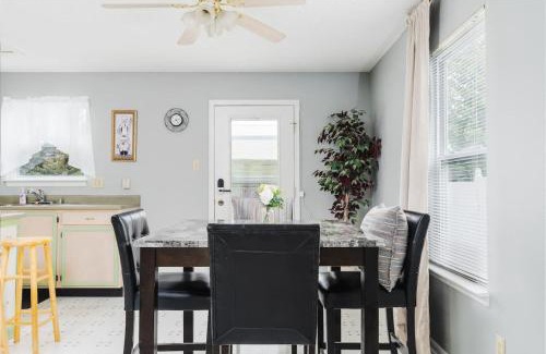 Plainfield House | Serene Getaway in Plainfield