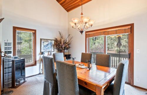 Deer Valley House | Serene Location, 2min to Deer Valley, 3BR townhome! Perfect for Ski & Summer Adventures!