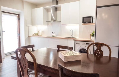 Sant Corneli Apartment | Serene mountain corner