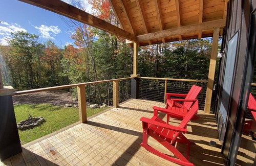 Sunday River Area Cabin | Serene Mountain Chalet Near Swimming Holes, 5BD+Loft, Hot Tub and Mountain Views