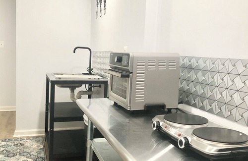 Manassas Apartment | Serene Riverside Basement Suite in Manassas