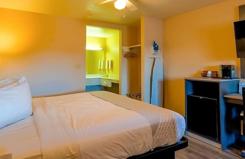 Sweet Home Hotel | Serene Unit by La Terraza Mexican Grill, Outdoor Pool & Parking on Site