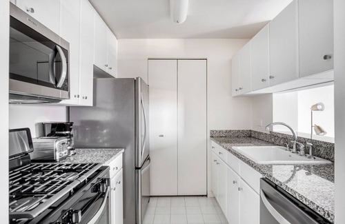 Upper West Side Apartment | Serene UWS 1BR w/Gym & Doorman, walk to Central Park, by Blueground