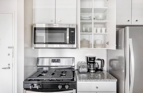 Upper West Side Apartment | Serene UWS 1BR w/Gym & Doorman, walk to Central Park, by Blueground