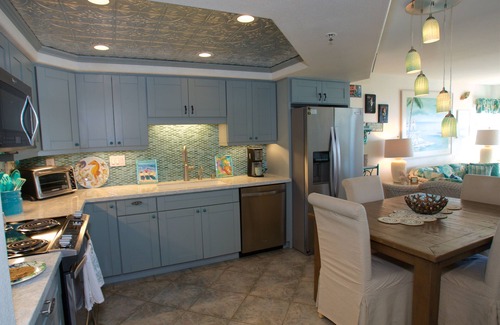Imperial Beach Condo | Serenity by the Sea~So SD~"Imperial Beach Chic"~Lux Oceanfront 3Bd Condo w/Pool