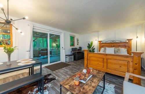 Fairview Cabin | Serenity Cabin, located 20 minutes from downtown.