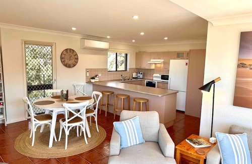 Nelson Bay Apartment | 'Serenity Now' Shoal Bay Beach Front with All Linen, WiFi and Air Con
