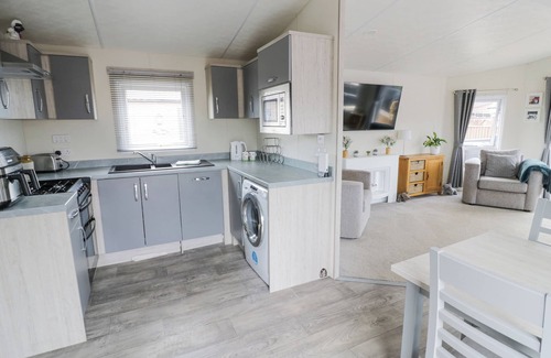 Evesham Cottage | SERENITY, pet friendly, with a garden in Evesham