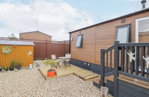 Evesham Cottage | SERENITY, pet friendly, with a garden in Evesham