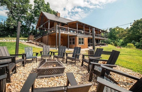 Creola House | "Serenity Ridge", a Luxury log estate with Views, Pool, Hot Tub, Game Room +more