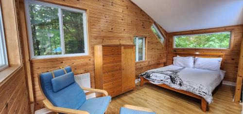 Huberdeau House | Serenity Tree house on the lake