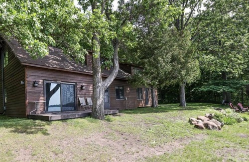 Deerwood Cabin | Serpent Lake Cabin! Minutes from downtown Crosby & Cuyuna Lakes Rec Area