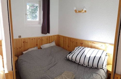 La Salle-les-Alpes Apartment | Serre Che 1st floor apartment 4pers. Pied de pistes, Shops nearby Aiglon Sud