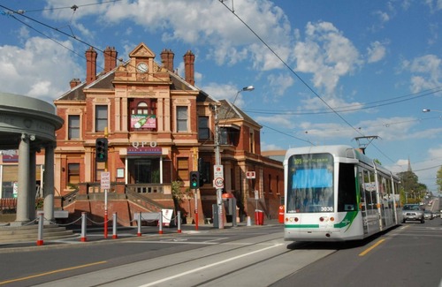 Kew Apartment | Service Apartments near Kew Juction