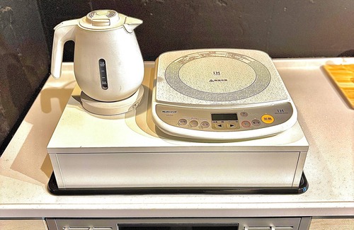 Chuo Ward Bed & Breakfast | Serviced Apartment SAKURA MEE, Sakura Mee, comfortable studio 37 sq.m., 13 min. walk from Kumamoto Bus Terminal, free WiFi, car rental available