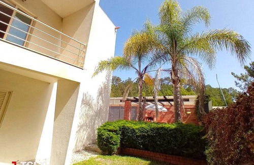 Faulha Villa | Sesimbra Charming Pool Duplex BBK & Garden