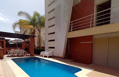 Faulha Villa | Sesimbra Charming Pool Duplex BBK & Garden
