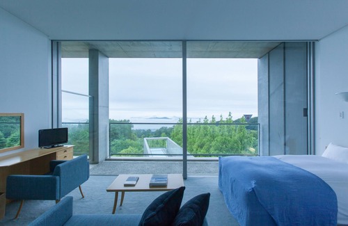 Matsuyama Hotel | SETOUCHI RETREAT by Onko Chishin
