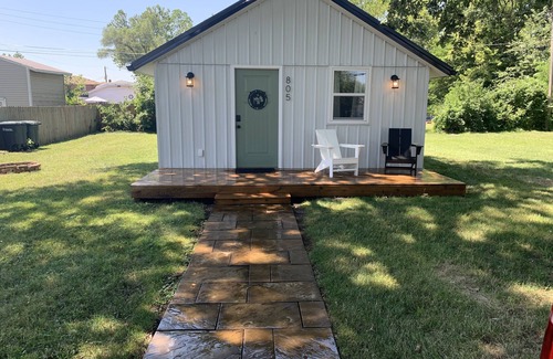 Muncie House | Settle in at the Petite Retreat.
