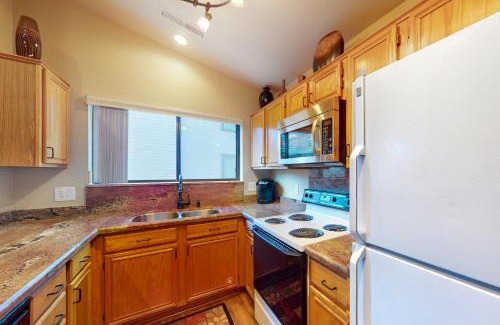 Flagstaff Apartment | Settlers Run Escape