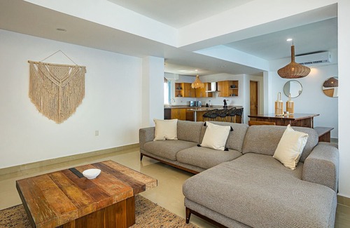 San Miguel Condo | Seven Shades of Blue Peninsula Grand