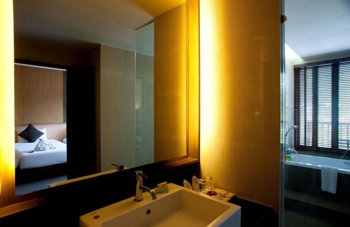 Karon Hotel | (SHA+)Grand Deluxe Double room with Pool View (003)