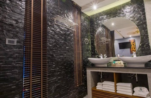 Patong Resort | (SHA+)Premium Deluxe with plunge pool in Patong (C)