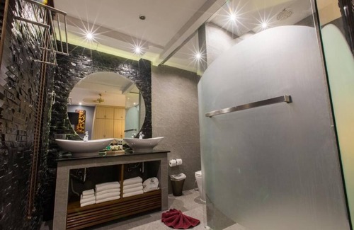 Patong Resort | (SHA+)Premium Deluxe with plunge pool in Patong (C)