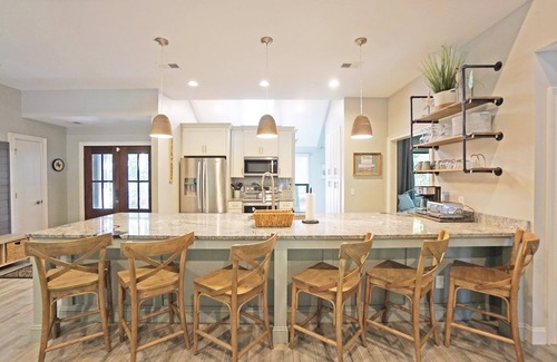 Sea Pines House | Shady Pines - PET FRIENDLY Sea Pines Home! Private Pool, Sleeps 10!