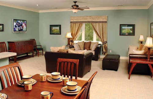 Conway House | Shaftesbury Glenn Golf Suites by Coastline Resorts