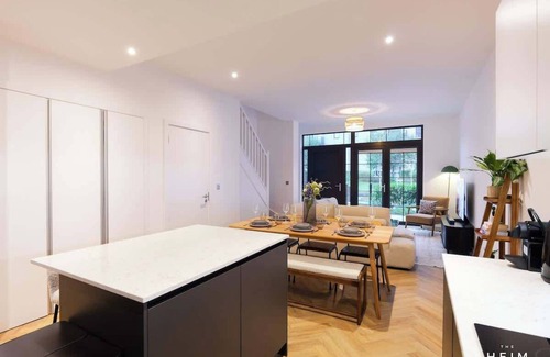Salford House | Shales at The Heim Residences