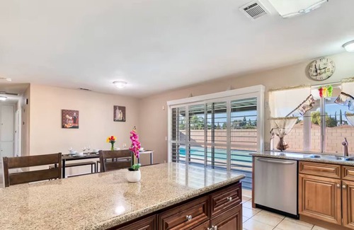 Riverside House | Shalimars Serenity, Spacious Pool, Jacuzzi,Games, Massage Chair, Patio Furniture