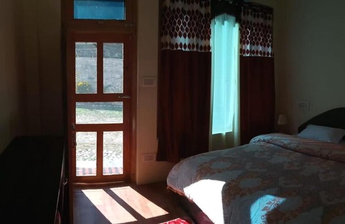 Banjar Bed & Breakfast | Shanaya Cafe and Rooms