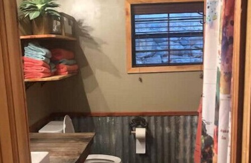 Ruidoso Cabin | Shannon Cabin at Bottlehouse Cabins