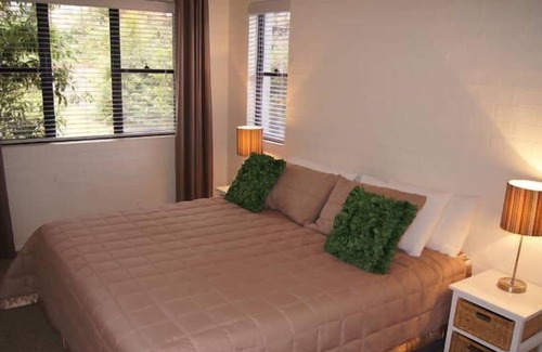 Surf Beach House | Shearwater - located at Batemans Bay.. Beachfront