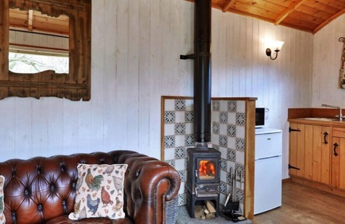 Coalbrookdale Ski Chalet | Shepherd's Retreat at Morrells Wood