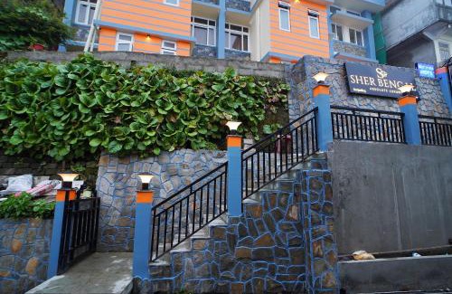 Darjeeling Hotel | Sher Bengal Darjeeling 100 Mts from Mall Road Couple Friendly
