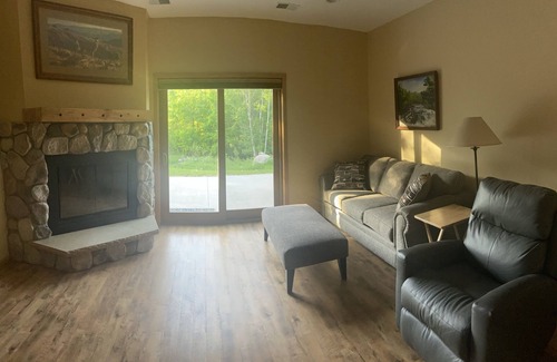 Grand Rapids House | Sherry's Arm on Pokegama Lake