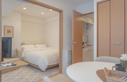 Chinatown Apartment | SHIKA HOME 横滨中华街 高级公寓 适合家庭 多人 差旅 长期旅居送定期清洁服务 Luxury Family Business Trips Living near Chinatown キッチン完備 家族やグループに落ち着きある空間 長期滞在者向け定期清掃サービス