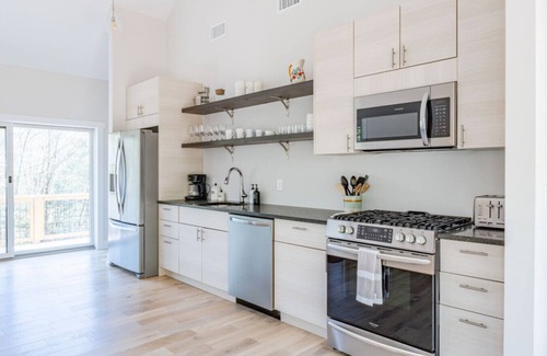 Sparrow Bush Apartment | Shingle Creek in Sparrow Bush