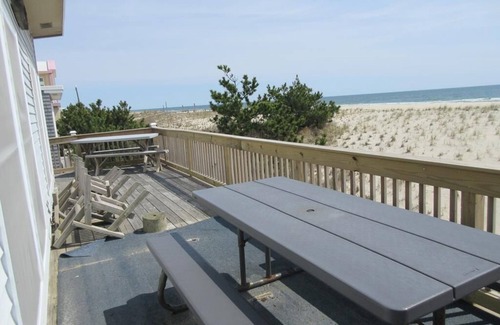 Ship Bottom Apartment | Ship Bottom 2nd floor duplex with great ocean views.