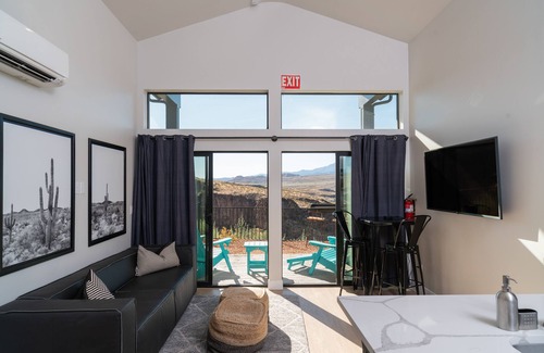 La Verkin Villa | Shocking View Stacker #9 at The Dwellings Pet Friendly
