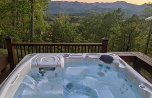 Whittier House | Shooting Star Ridge