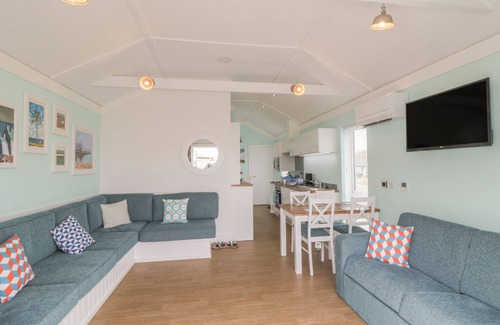 Bridlington House | Shore Thing 280