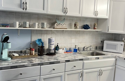 Daytona Beach Condo | ~ Shore ~ Thing ~ Studio Condo near The Beach ~