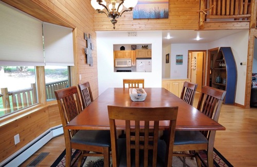 Drummond House | Shore Thing with Bunkhouse on Drummond Island