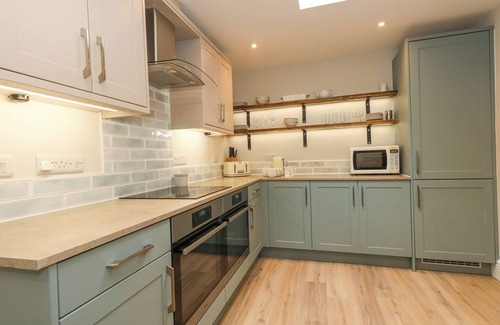 Weymouth Cottage | Shore View
