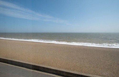 Aldeburgh Cottage | Shore View - sleeps 7 guests in 4 bedrooms