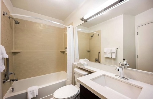 Waukegan House | Short Drive to Genesee Theatre! 4 Relaxing Units, Full Kitchen, Pet-friendly!